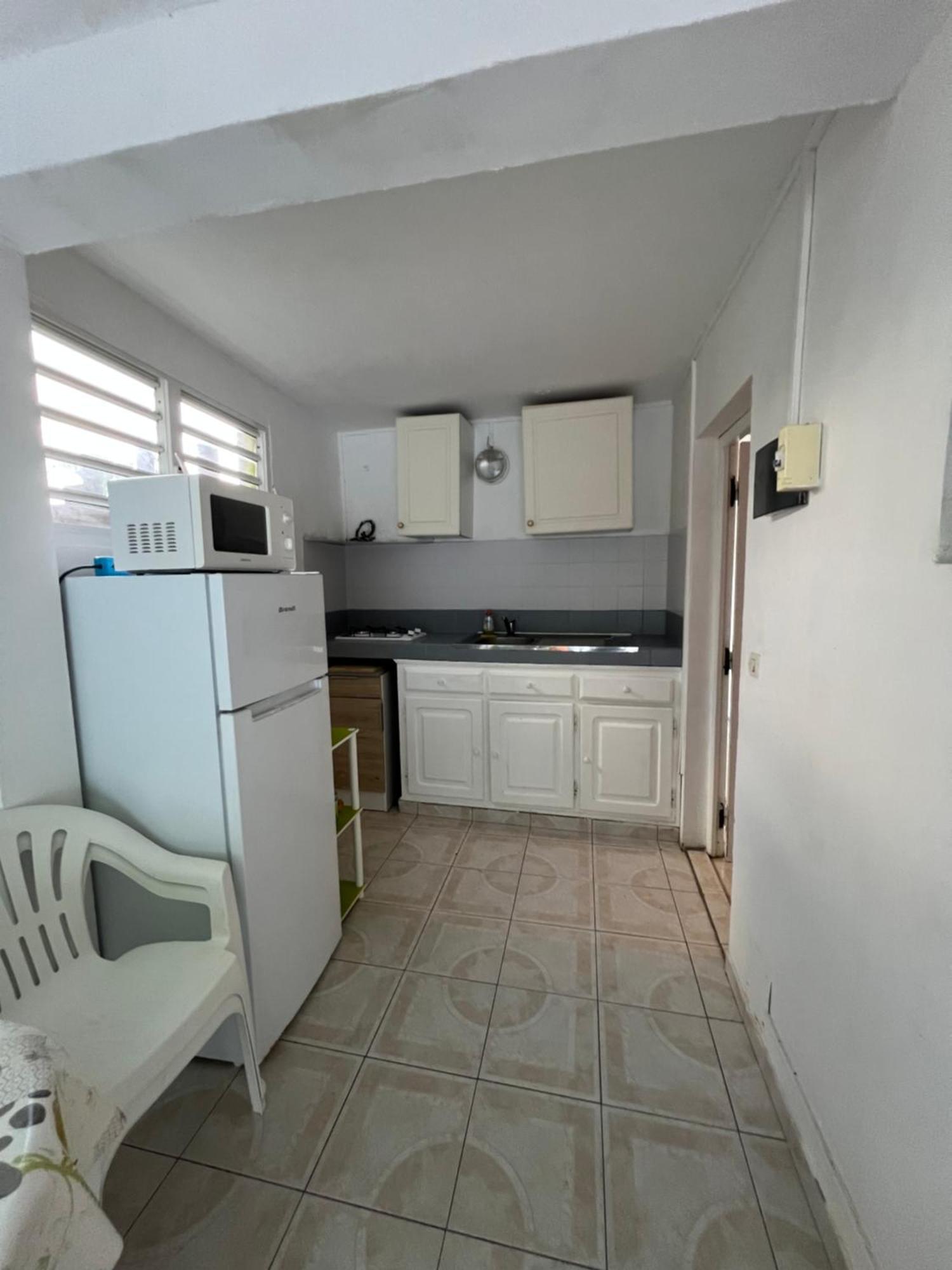 Location Tropical Apartment Sainte-Anne  Luaran gambar