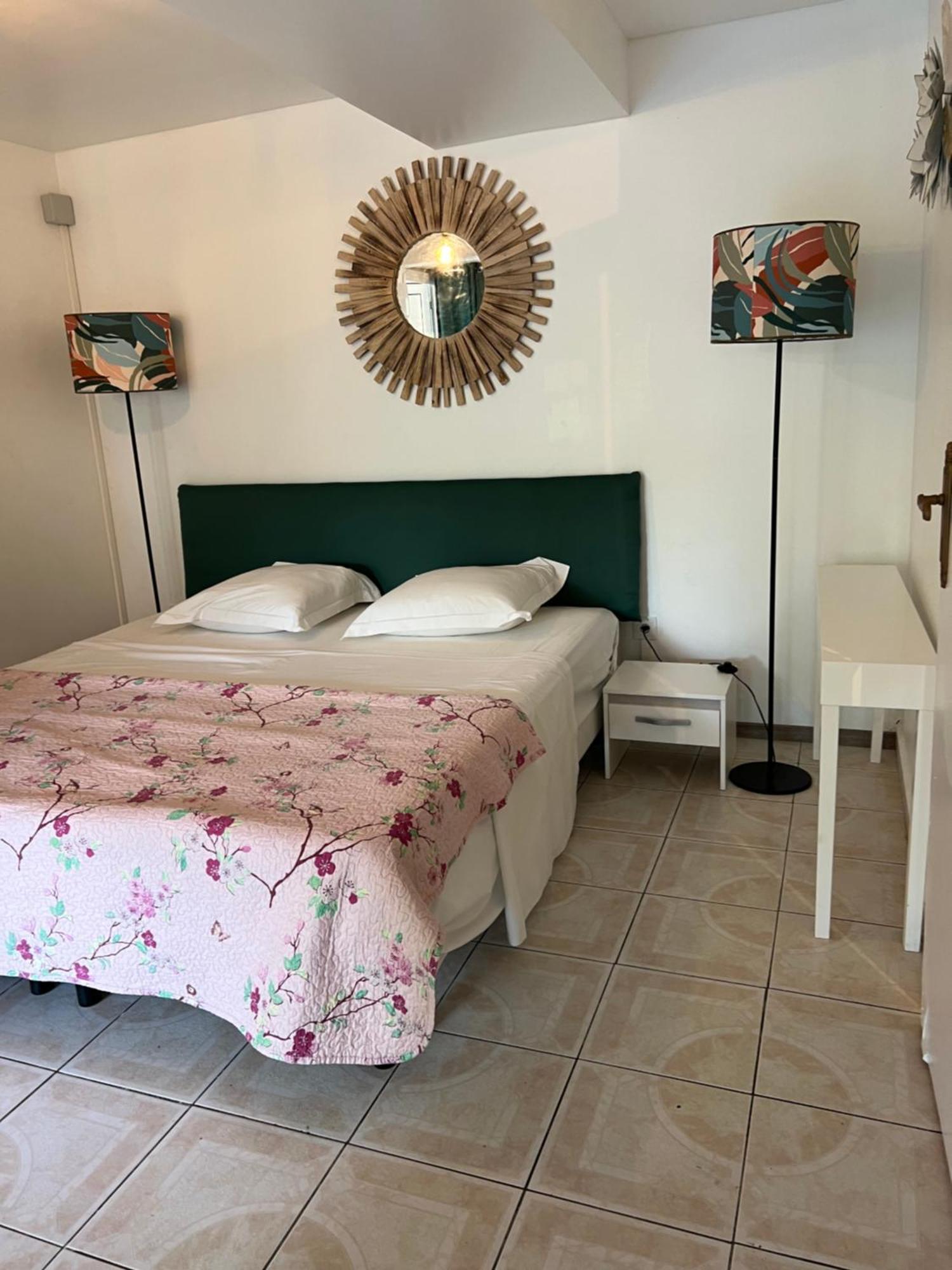 Location Tropical Apartment Sainte-Anne  Luaran gambar