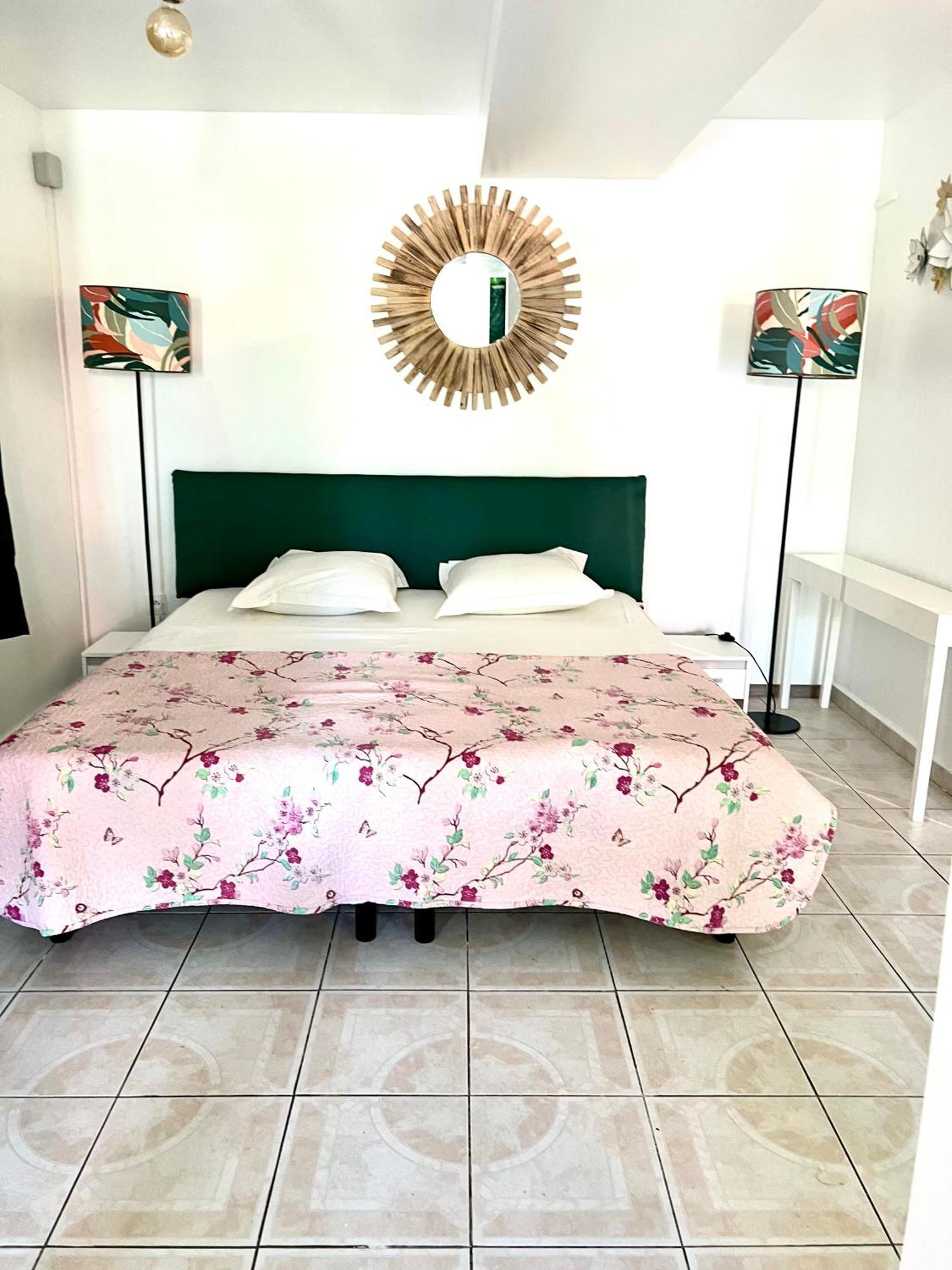 Location Tropical Apartment Sainte-Anne  Luaran gambar