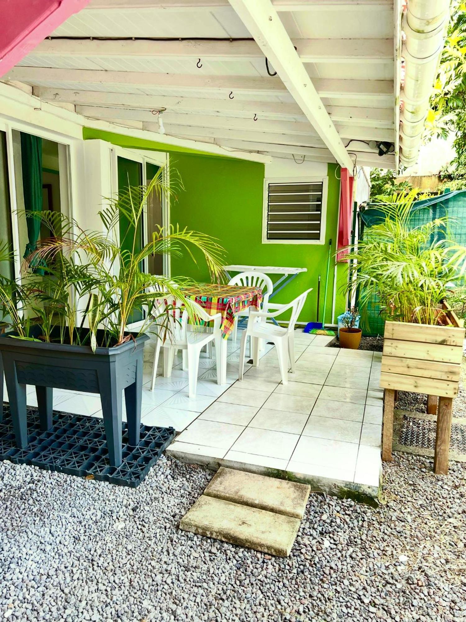 Location Tropical Apartment Sainte-Anne  Luaran gambar